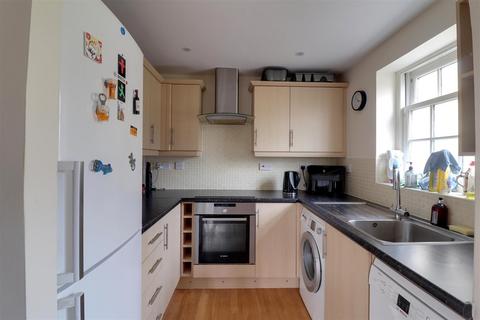 2 bedroom apartment for sale, Browns Lane, Stonehouse