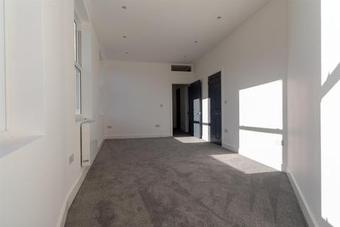 2 bedroom flat to rent - Boltro Chambers, Haywards Heath