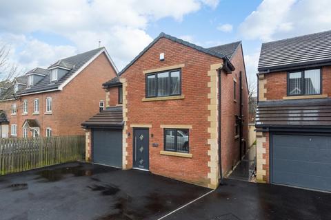 4 bedroom detached house to rent, 2B Robin Close, Wistow Road, Selby