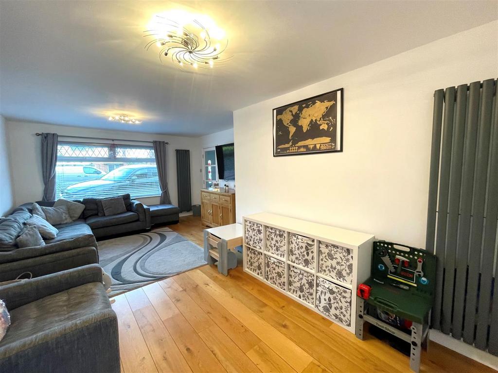 Lounge 2
