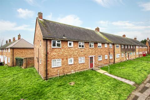 7 Shaw Close, Cheshunt, Waltham Cross, EN8 0HD