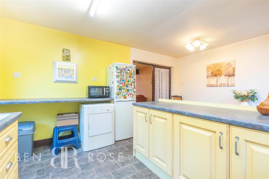 Kitchen/Sitting Room