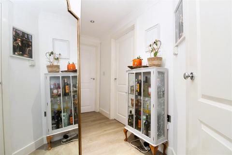 44 College Square, Westgate-on-sea, CT8 8BW