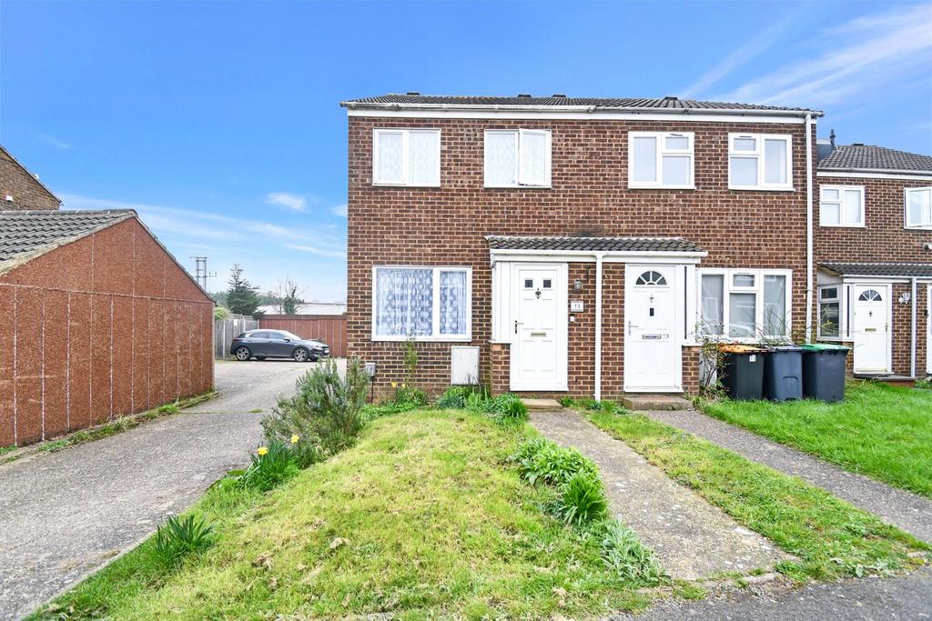 Eastdale Close, Kempston, Bedford, MK42 2 bed end of terrace house for sale £240,000