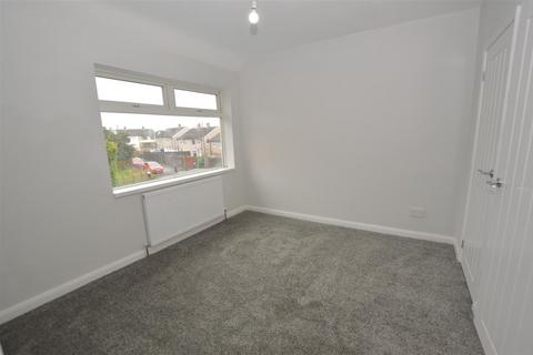 24 Brendon Walk, Bradford, BD4 9DD