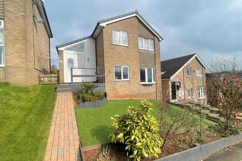 3 bedroom detached house for sale, Fernwood Drive, Leek