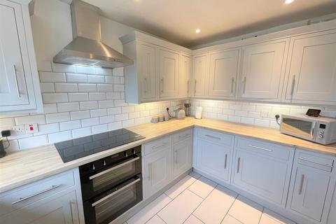 45 Fernwood Drive, Leek, ST13 8JA
