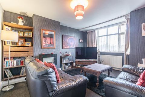 2 bedroom maisonette for sale, Woodham Lane, New Haw