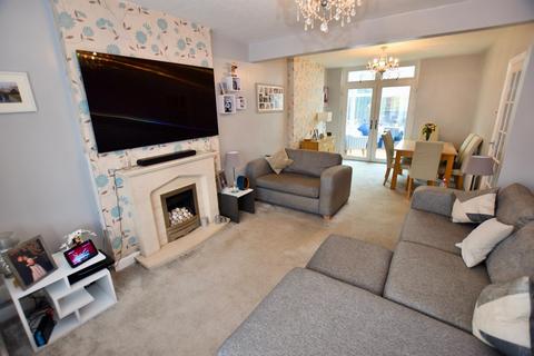 3 bedroom semi-detached house for sale - Norman Place Road, Coundon, Coventry