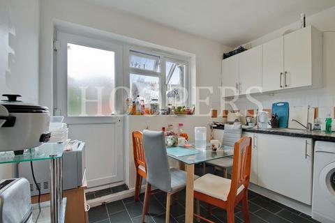 1 bedroom ground floor flat for sale - High Road, London, NW10