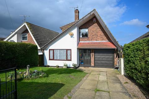 4 bedroom chalet for sale, St. Georges Road, Belton, Great Yarmouth