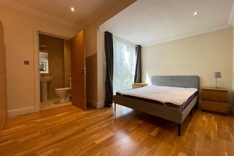 undefined, The Lindens, Queens Walk, Ealing, London W5