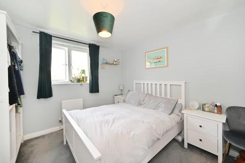 Flat 6, 34 Eastway, London, E9 5HU
