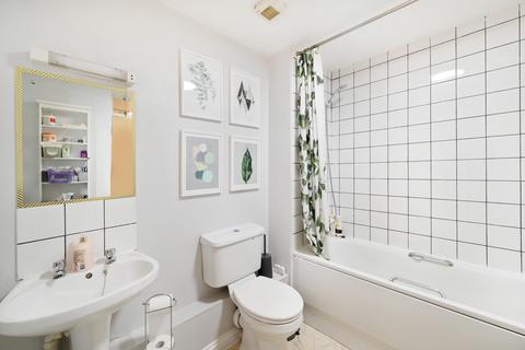 Flat 6, 34 Eastway, London, E9 5HU