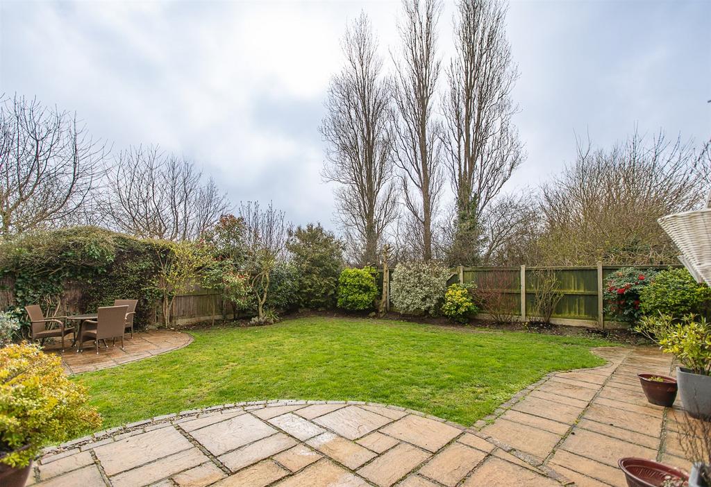 Greenfield Road, Ramsgate, Kent 4 bed detached house for sale £475,000