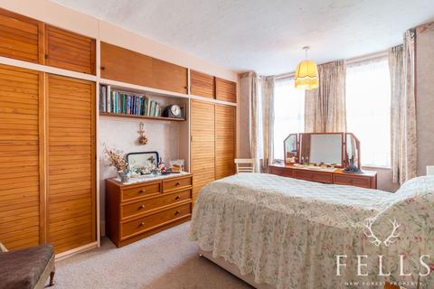 92 Parsonage Barn Lane, Ringwood, BH24 1PZ