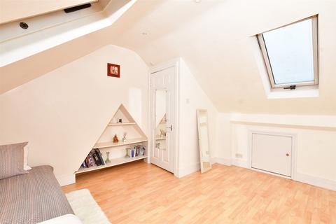 41 Godalming Avenue, Wallington, SM6 8NP