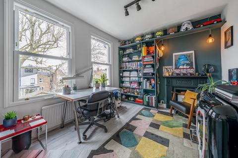 39 Hardwicke Road, London, N13 4SL