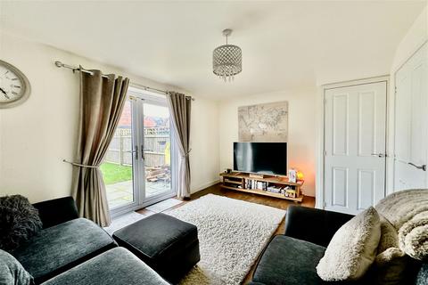 2 bedroom end of terrace house for sale, Woldcarr Road, Hull HU3