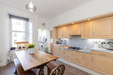 61/3 Ashley Terrace, Edinburgh, EH11 1RX