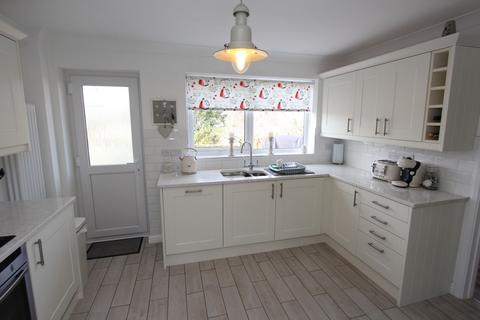 7 Flanders Meadow, Llantwit Major, CF61 1QZ