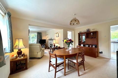 4 bedroom detached house for sale - Hyde Tynings Close, Meads, Eastbourne, East Sussex, BN20