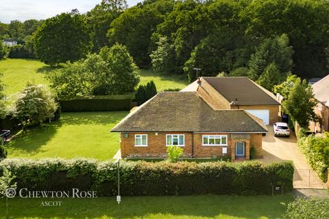 4 bedroom detached house for sale, Chobham Road, Woking