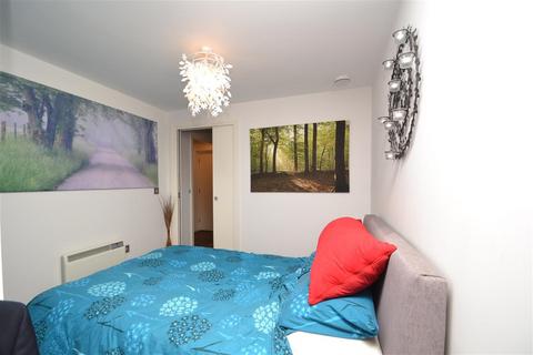 1 bedroom apartment to rent - Basilica, Leeds, LS1