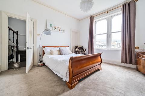 35 Park Road, Bingley, BD16 4BL