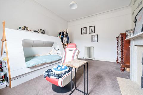 35 Park Road, Bingley, BD16 4BL