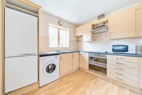 2 bedroom apartment for sale, Ickenham Road, Ruislip, Middlesex
