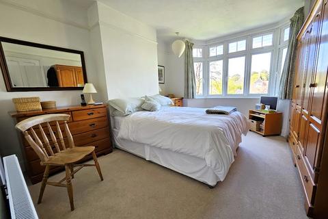 5 Pine Drive, Southampton, SO18 5RQ