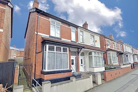 4 bedroom semi-detached house to rent - Owen Road, Wolverhampton WV3