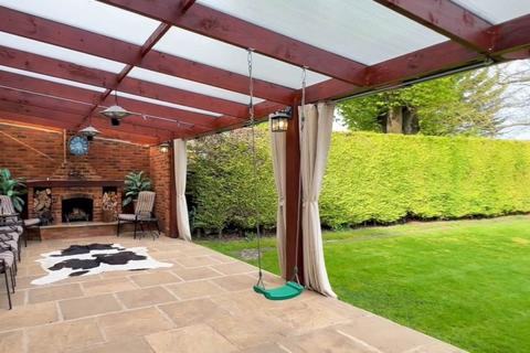 84 Brewers Hill Road, Dunstable, LU6 1AE