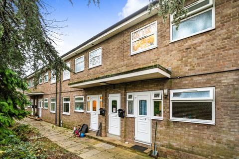 2 bedroom flat for sale, Willow Court, Beverley, HU17