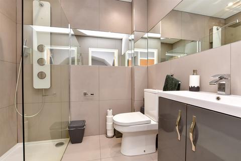 12 Hanno Close, Wallington, SM6 9BZ