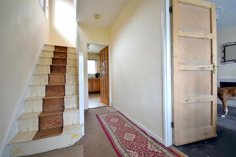 3 bedroom semi-detached house for sale - Clyde Crescent, Chelmsford