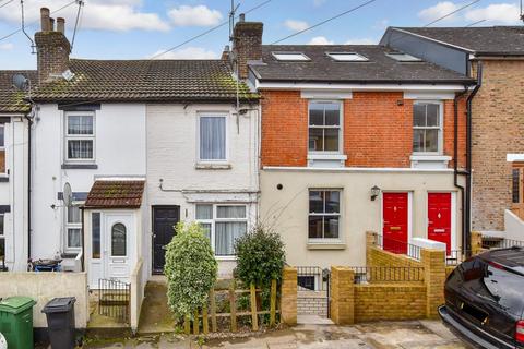 2 bedroom terraced house for sale, Dover Street, Barming, Maidstone, Kent