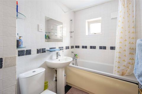 1 bedroom flat for sale, Windsor Hall, 13 Wesley Avenue, London, E16