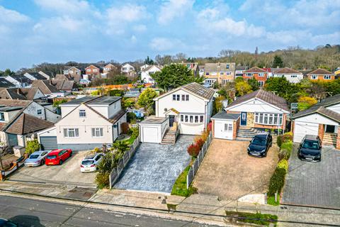 5 bedroom detached house for sale, Clarence Road, Benfleet, SS7