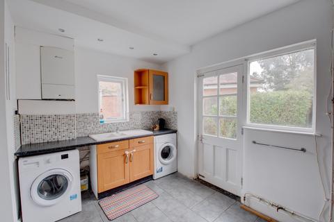 2 bedroom semi-detached house for sale - All Saints Road, Bromsgrove, Worcestershire, B61