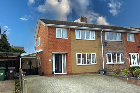 3 bedroom semi-detached house for sale, Rydal Drive, Worksop, S81