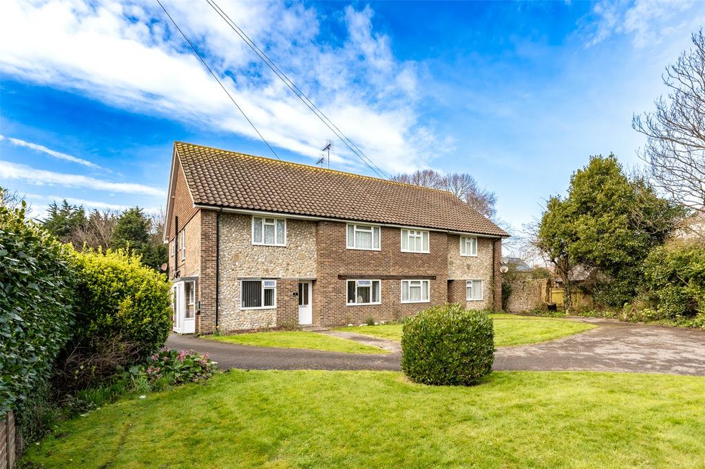 Sea Lane, Ferring, Worthing, BN12 2 bed flat for sale £340,000