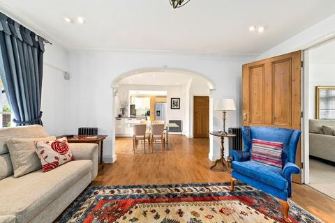 16 High Park Road, Richmond, TW9 4BH