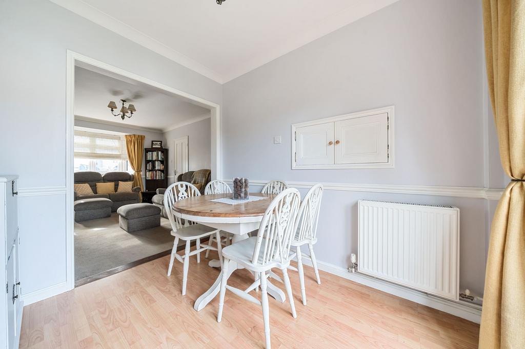 Dining Room (1)