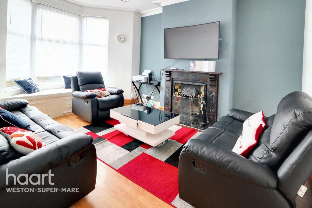 Drove Road, WestonSuperMare 3 bed terraced house for sale £250,000