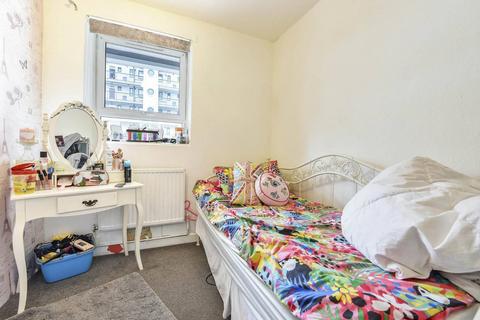 3 bedroom flat for sale, Bowry House, Limehouse, London, E14