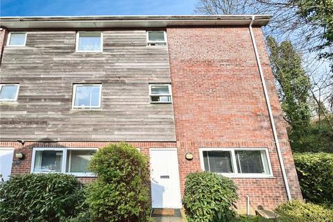 20b Sparkford Close, Winchester, SO22 4NH
