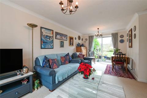 3 bedroom end of terrace house for sale, King George Gardens, Chichester, PO19
