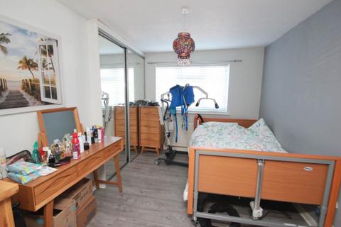 1 bedroom apartment for sale, Victoria Road, Southend On Sea